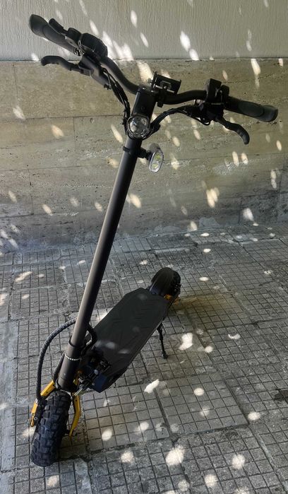 Електрическа  Тротинетка'' KAABО MANTIS 10 DUAL PLUS"