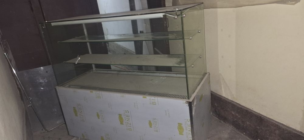 Холодильник состояние почти новый