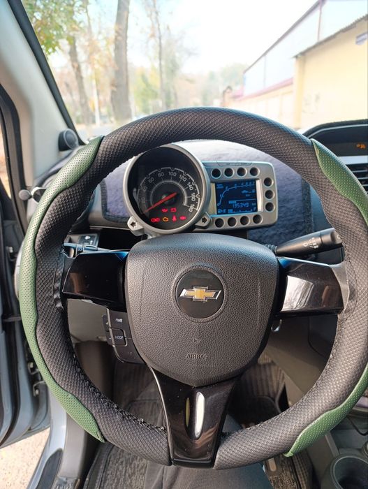 Продам Спарк Автомат