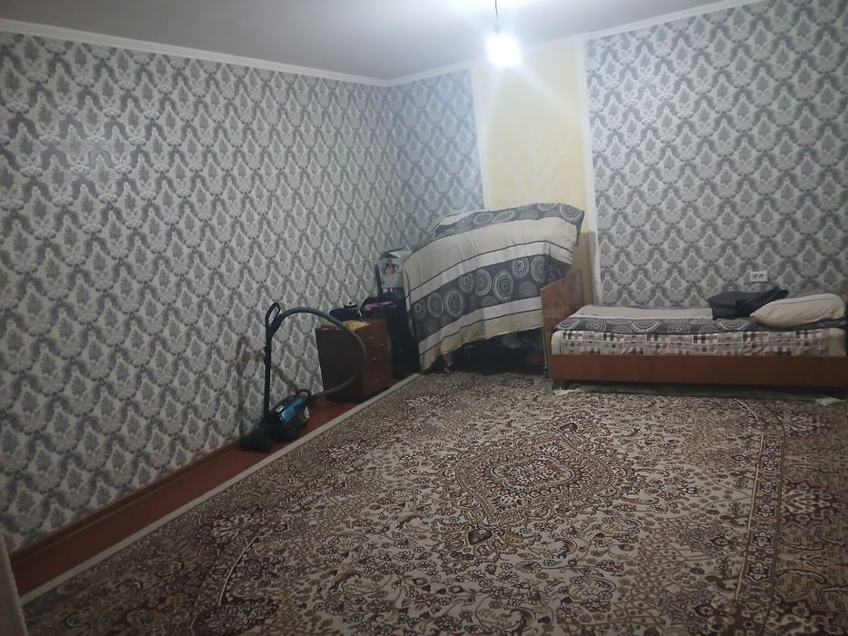 umumiy maydoni 10.89sotox 5 xona +1 ta oshxona  kotta yo'l yaqn