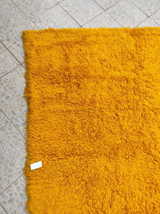 Чисто нов китеник