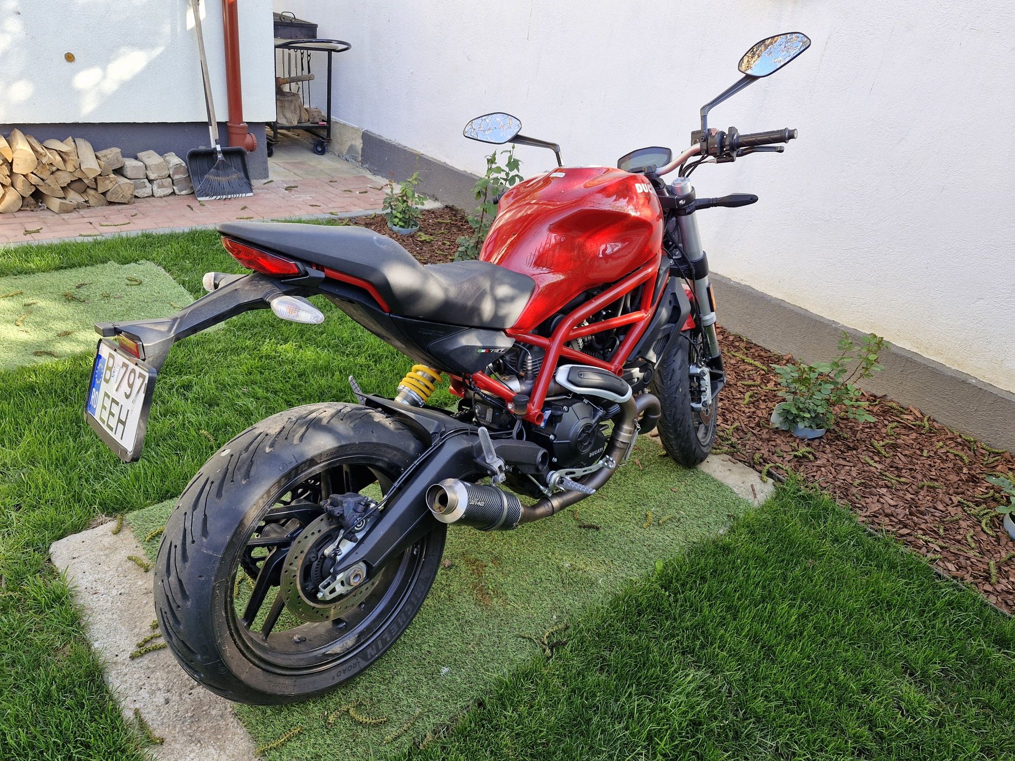 Ducati monster 797
