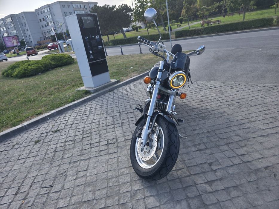 Suzuki VZ800 Marauder perfectă începători