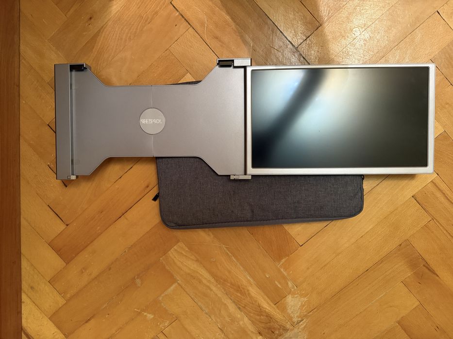 Vand monitor led portabil pentru laptop