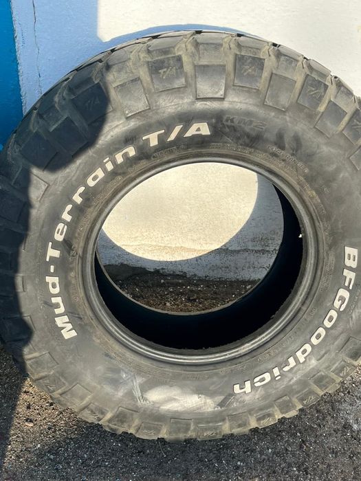 Продам комплект б/у шин и дисков — 5 штук