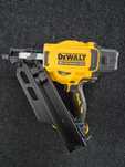 Dewalt pistol pentru batut cuie 50-90 mm DCN930