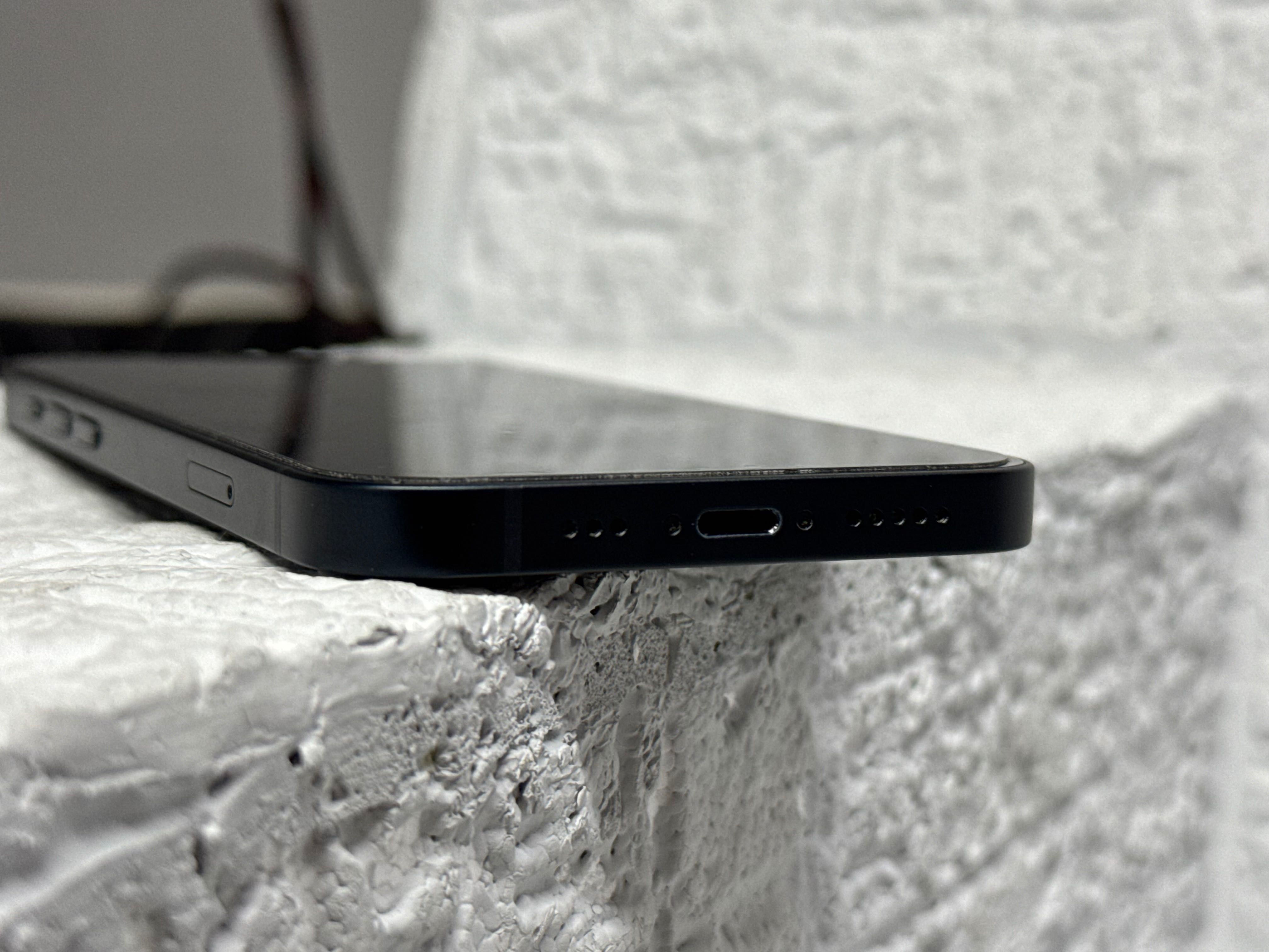 iPhone 14, 128GB, Midnight, капацитет на батерията - 86%