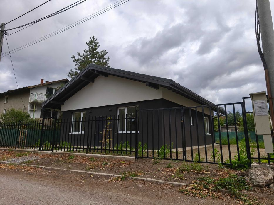 Продава КЪЩА АКТ 16
