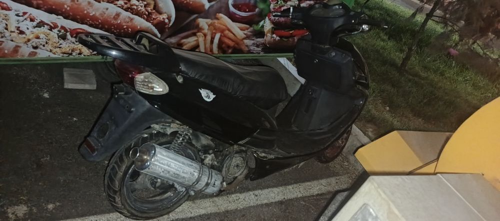 Срочна продам скутер 150куб