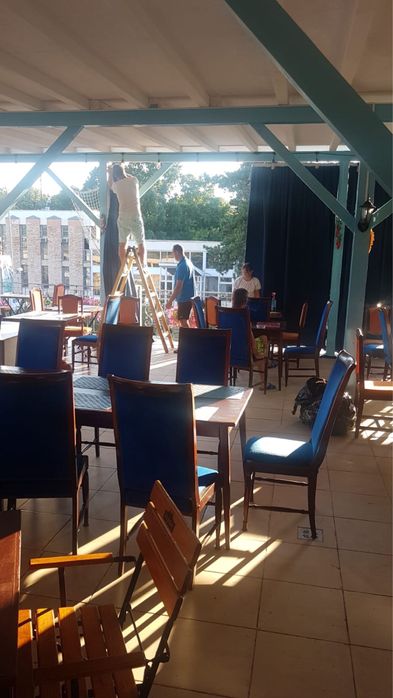 Mese si scaune restaurant