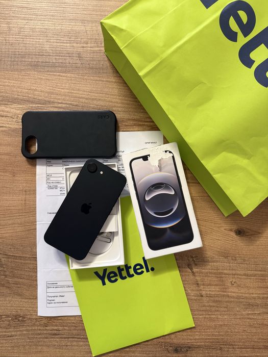 IPhone 16e Йеттел Гаранционен като НОВ ! Black - Черен !