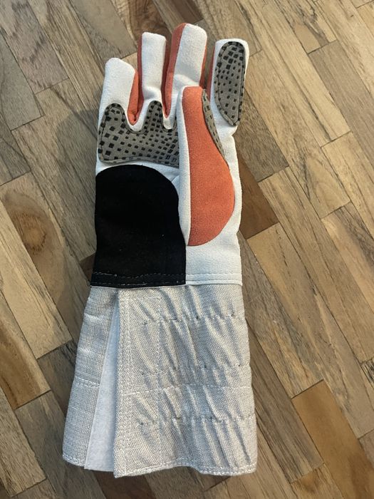 Manusa spada noua-PBT