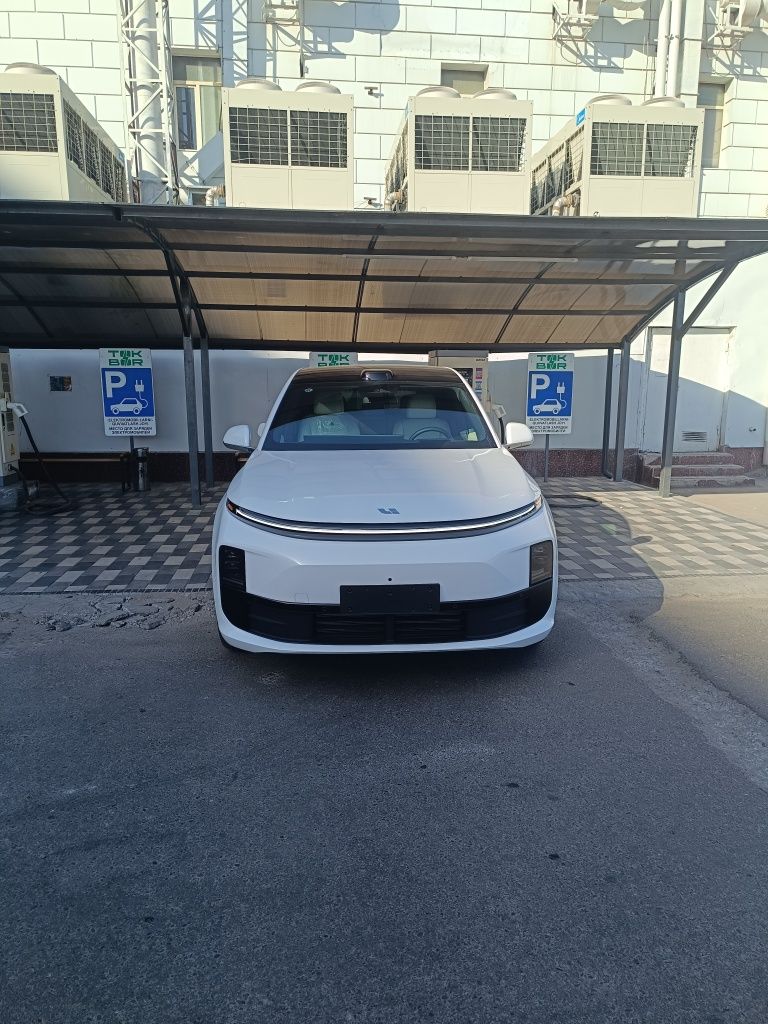 Продается LIXIANG L6 MAX