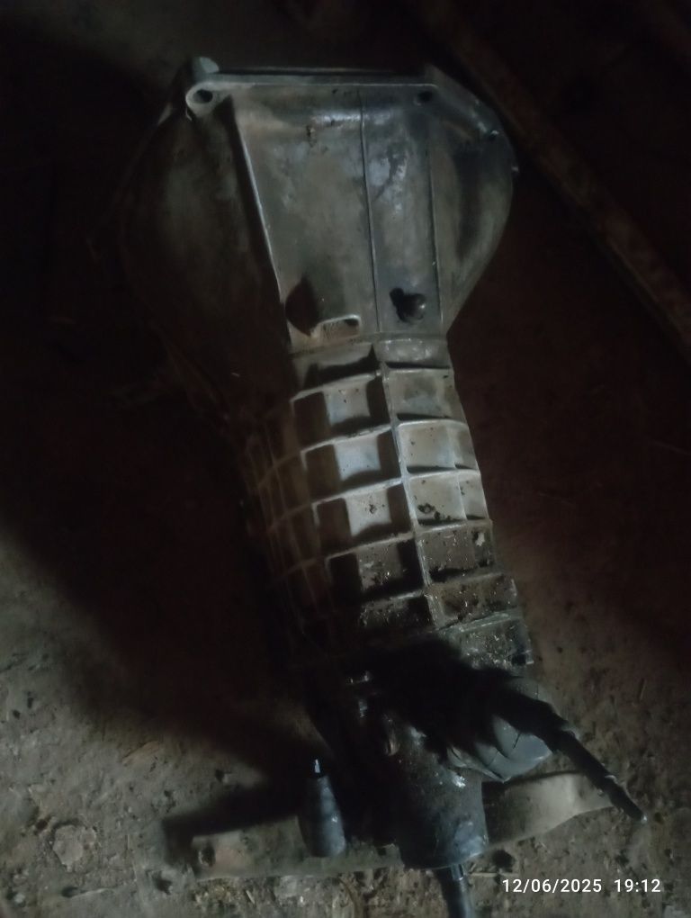 Ishlashi yurgan xolda yichib olingan