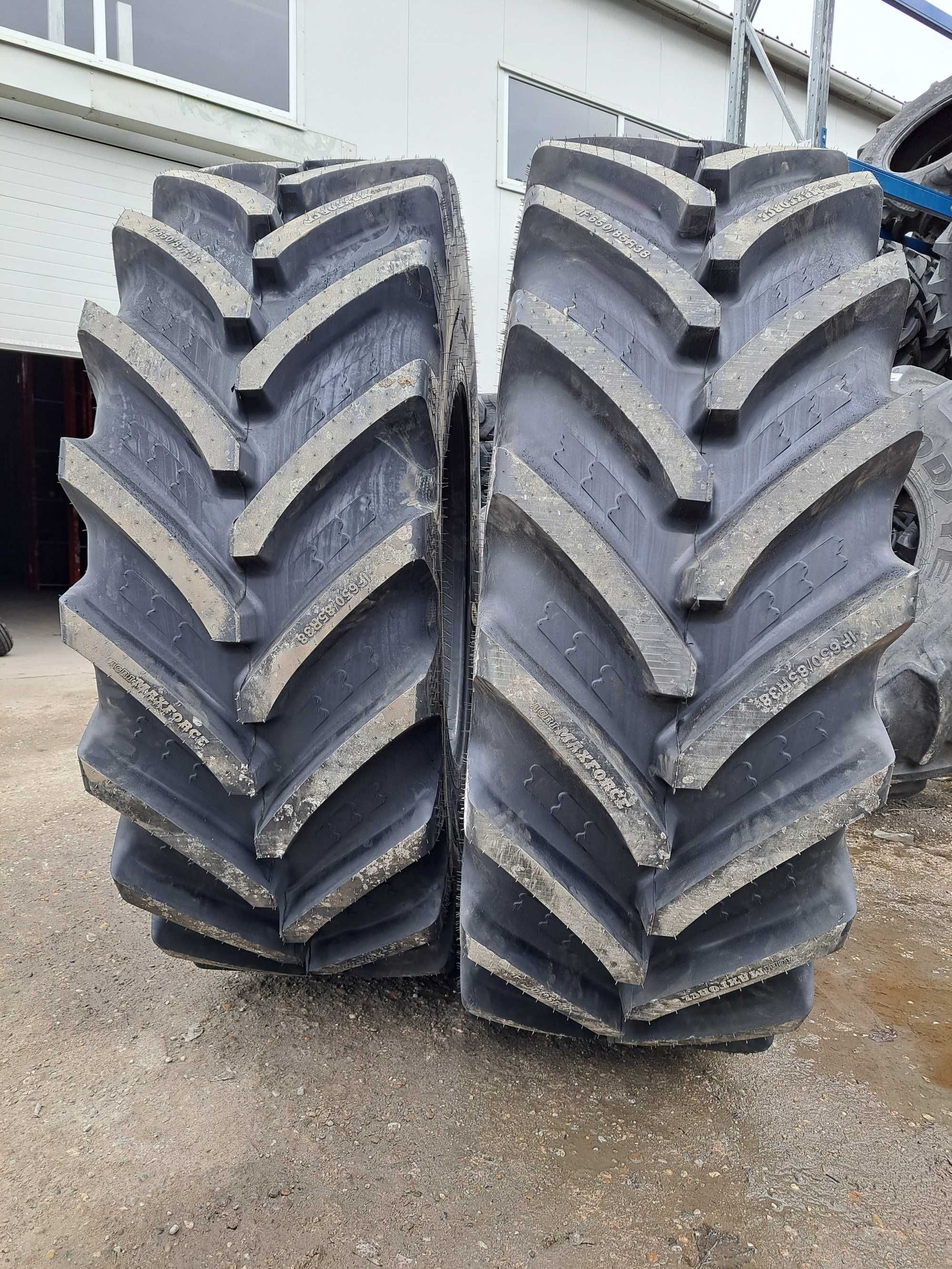 Cauciucuri radiale 650/85R38 BKT AGRIMAX anvelope noi TRACTOR CASE