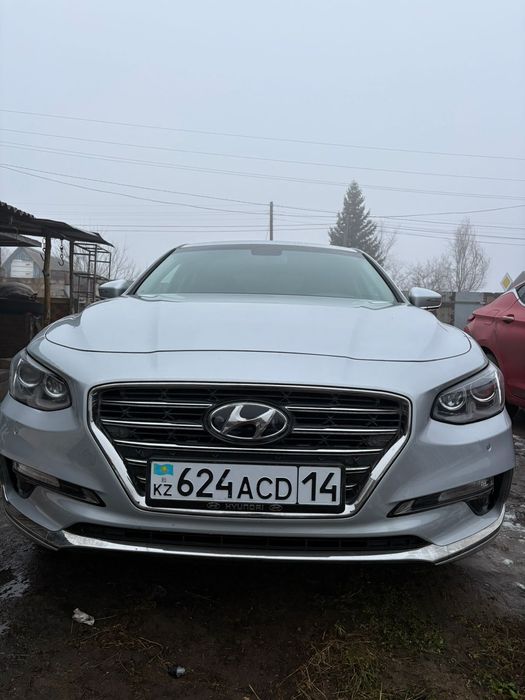 Продам машину грандеур