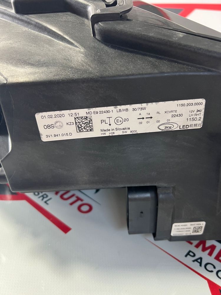 Far Stanga OEM Full Led Skoda Superb 3 2019-2023