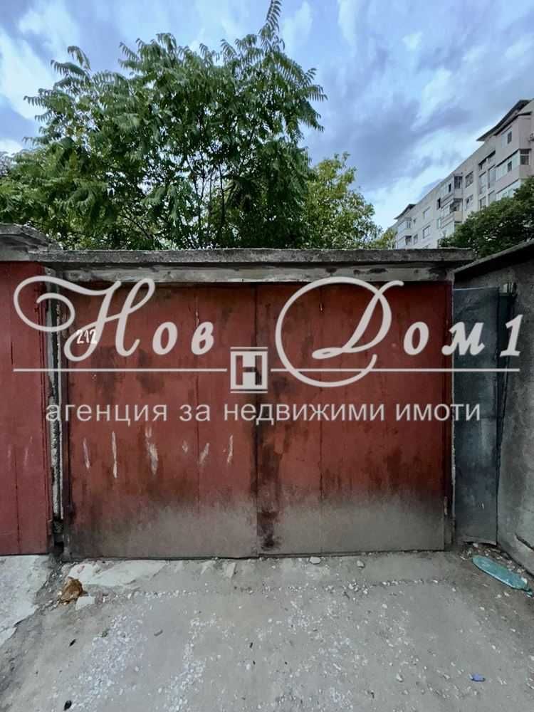 Ексклузивно!!! 4-стаен на последен етаж с голям бонус в цената!!!