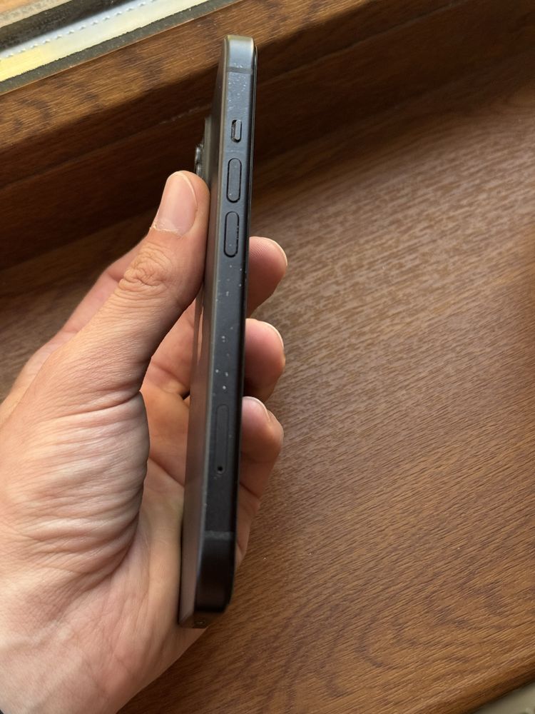 Iphone 15 256gb bat 87%