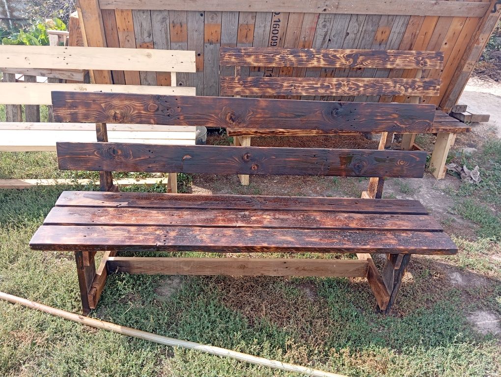 Продам скамейки и стол