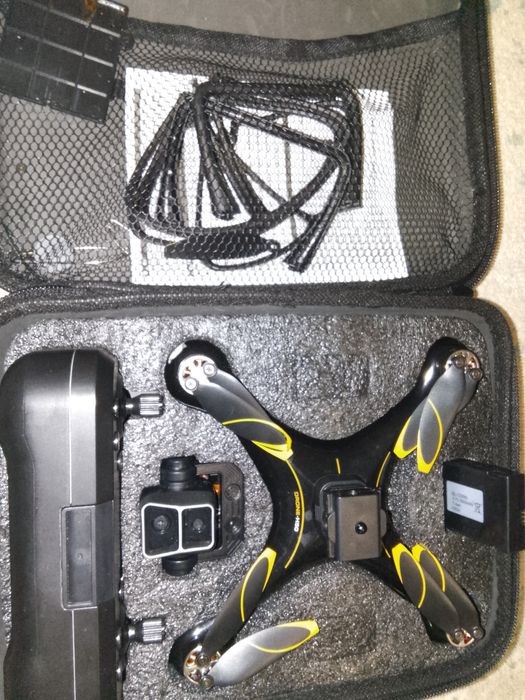 Дрон  китайский с камерой