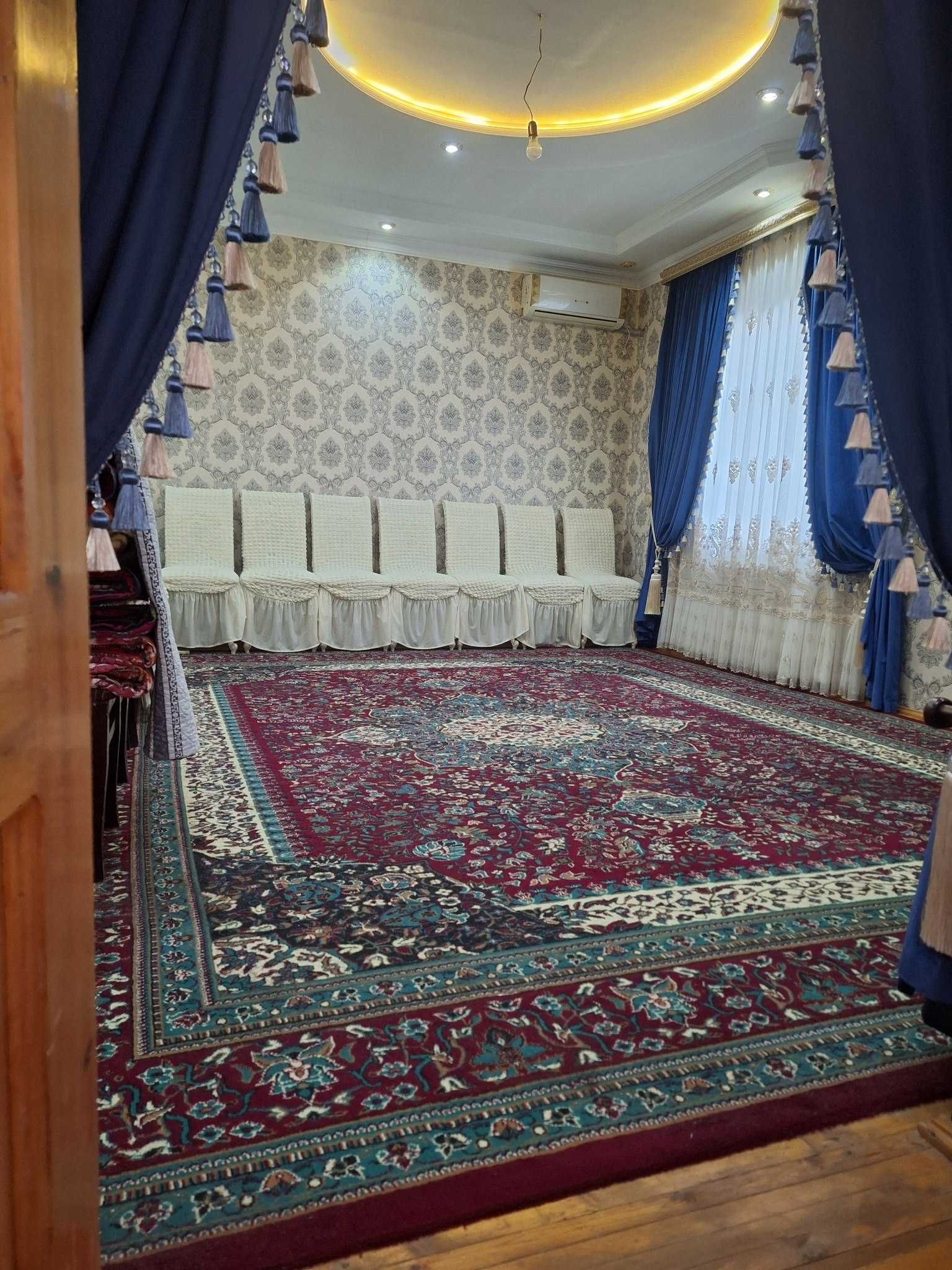 Xoji ota masjidi yonida Shinam xovli sotiladi.