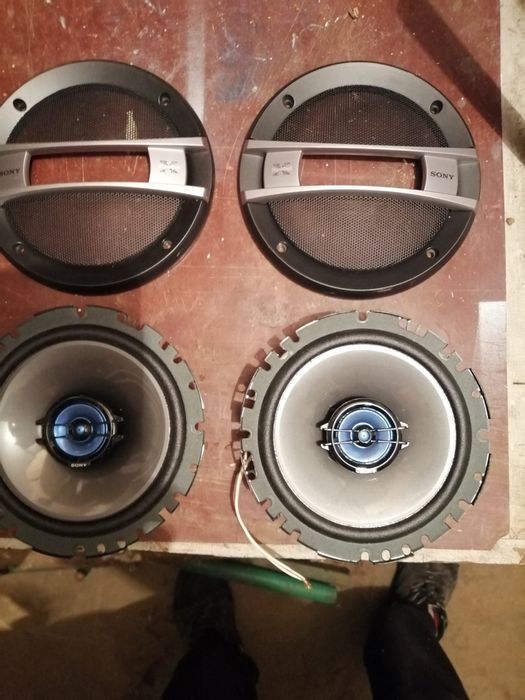 Vând difuzoare sony xplod 17 cm stare f buna putere 40w preț 170 lei a