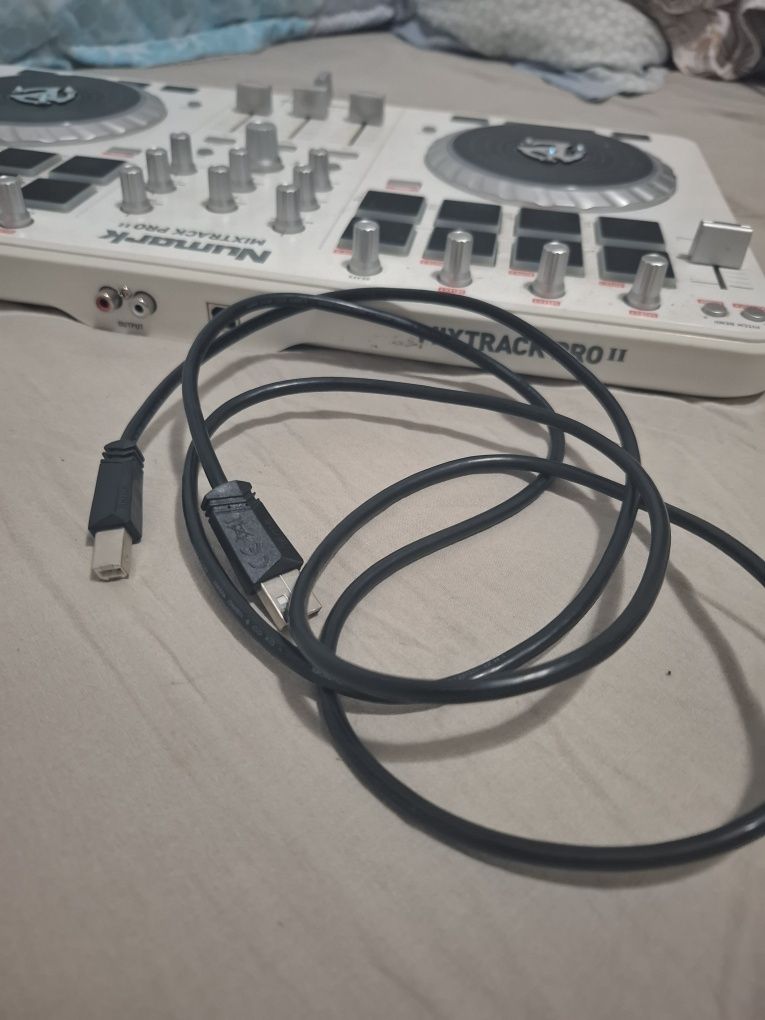 Consola Dj Numark Mixtrack 2