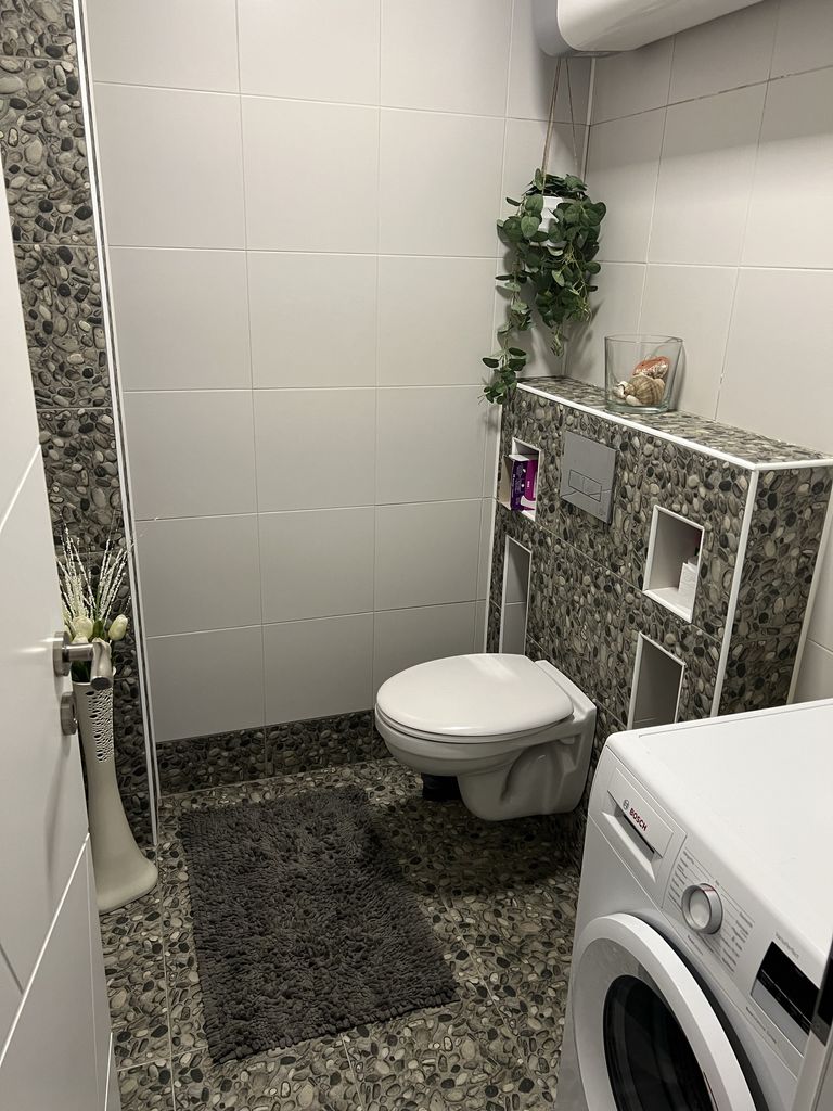 Продава се Четиристаен апартамент в Пловдив, Христо Смирненски - 75 кв.м за 2000 €/кв.м - Снимка #9