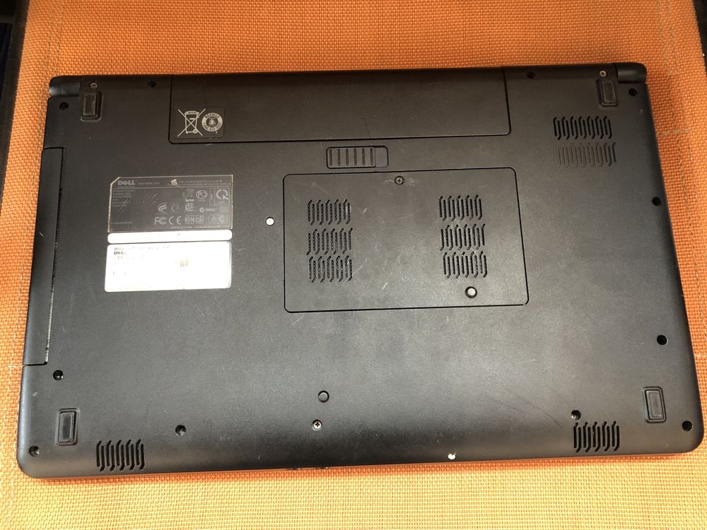 Laptop Dell Inspiron 1570 intel U4100 1.3ghz 15.6 spart piese