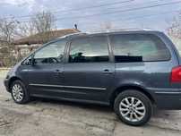 Inchirieri auto/7 locuri/ inchirieri platforma auto / remorca moto/