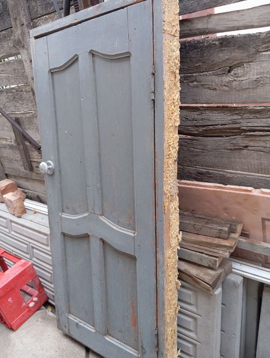 Продам окно и дверь