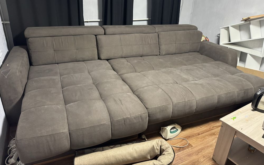 Срочно продам диван большой