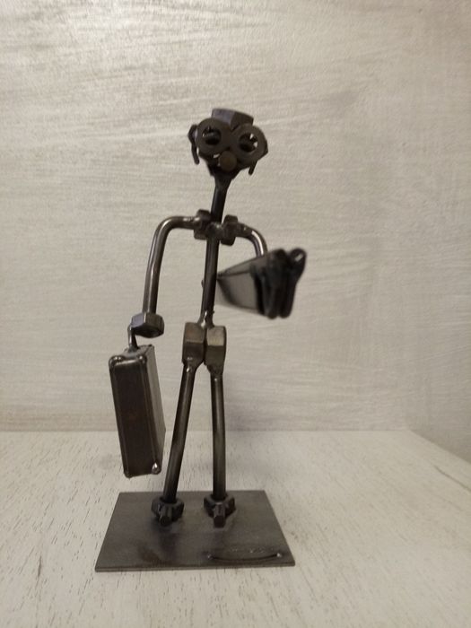 Figurina Lucrata manual