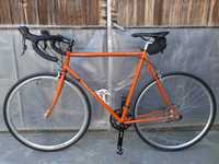 Шосейно колело "Raleigh", размер 57