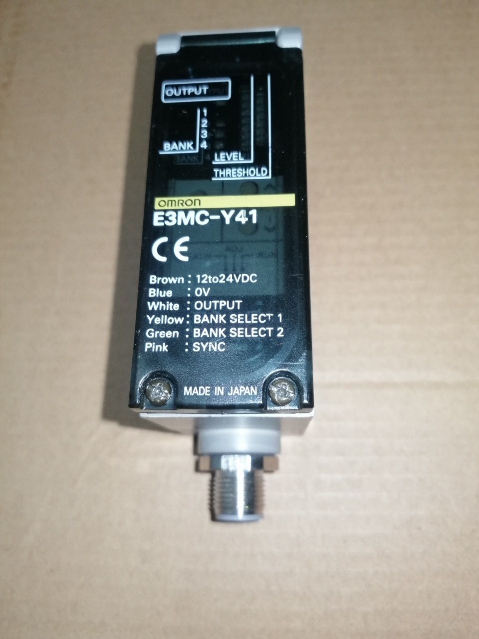 Amplificator PLC pt senzori fibra optica culoare Omron E3MC-Y41