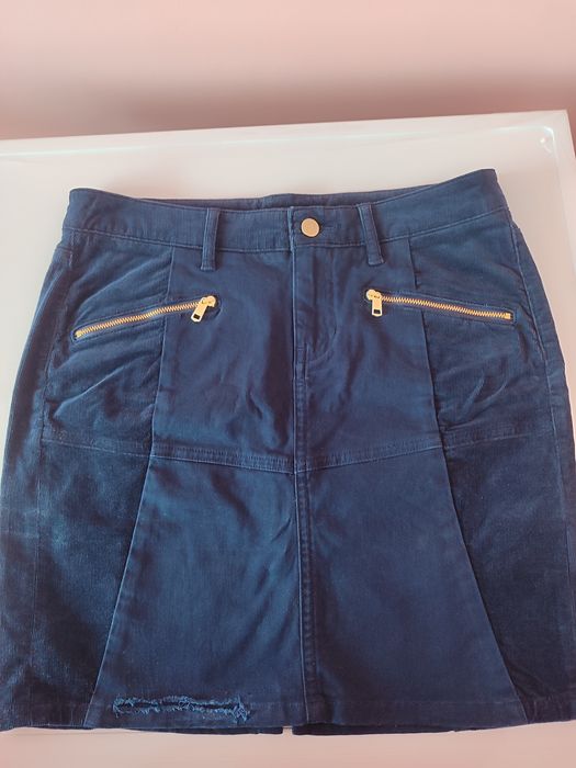 Tommy Hilfiger Кожена емблема
Бутон TH