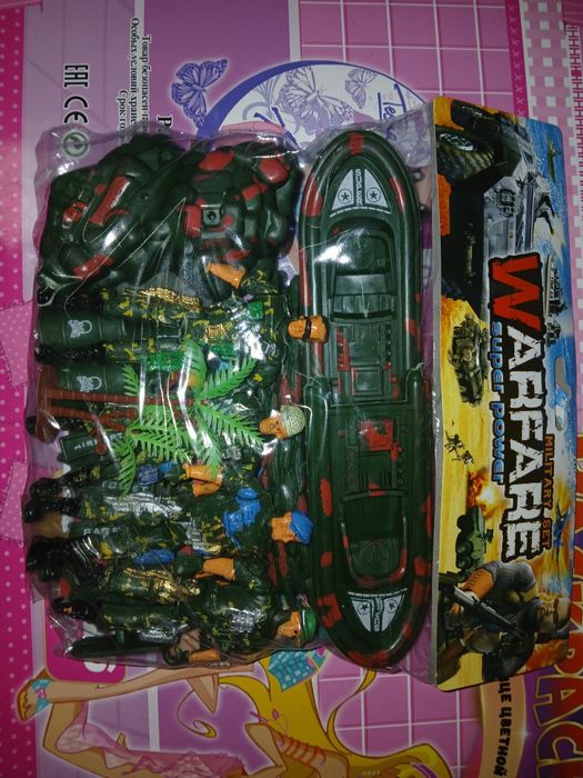 Продам! Новый.  Игрушки.  Солдат