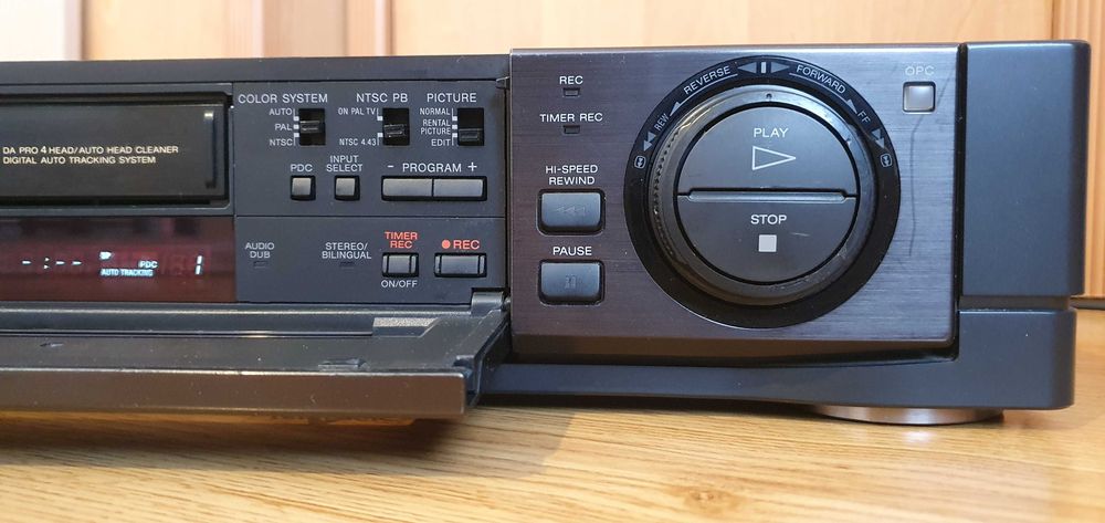 Видео SONY SLV-E8UV recorder Hi-Fi stereso 4 head Sp/Lp