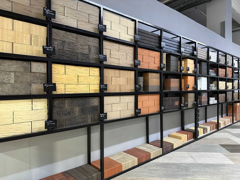 Кирпич лицевой (облицовочный) российский в ассортименте