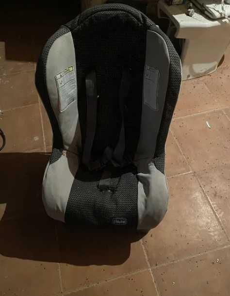 Бебешки/детско столче за кола chicco