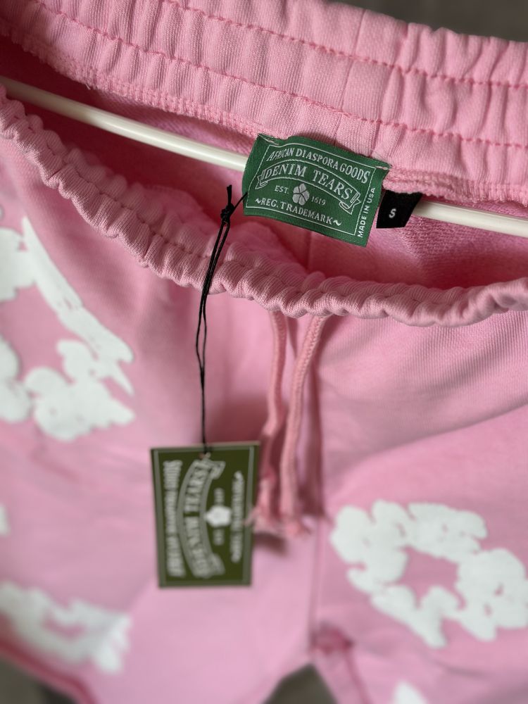 Pantaloni scurti Denim Tears pink sp5der syna amiei trapstar