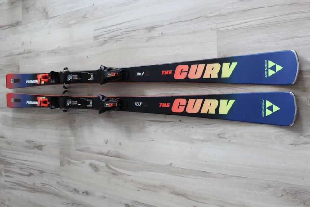 FISCHER The Curv Premium Ti  175cm 170cm 165cm 160cm 155cm 150cm 2025