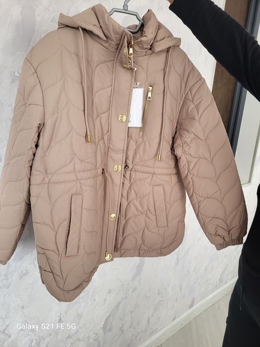 Куртка женская новая