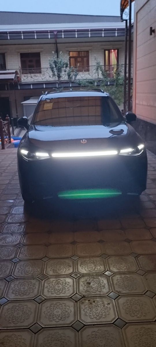 Samarqandda Leapmotor C16 Hybrid full sotiladi 2025