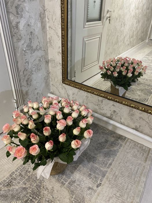 Свежий букет в корзине