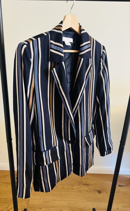 H&M раиран блейзер