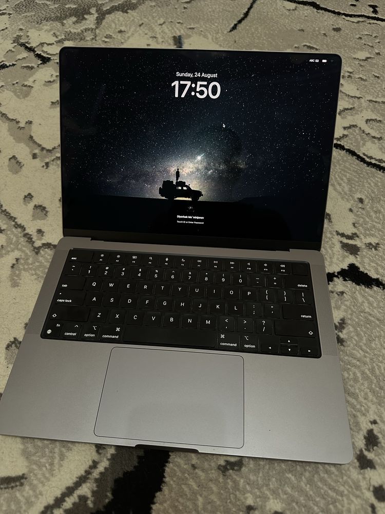 Macbook Pro M2 pro 16Gb Ram