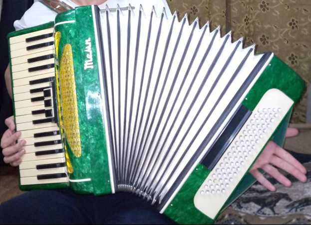 Аккордеон Темп продам