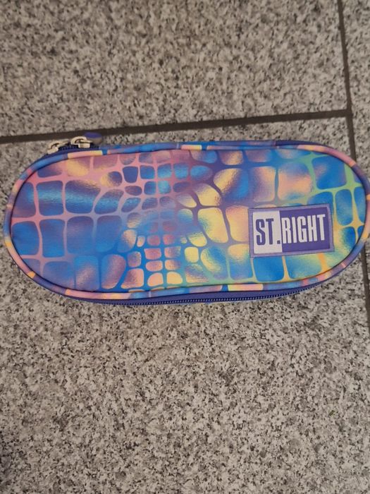 De vânzare lot ghiozdan și penar